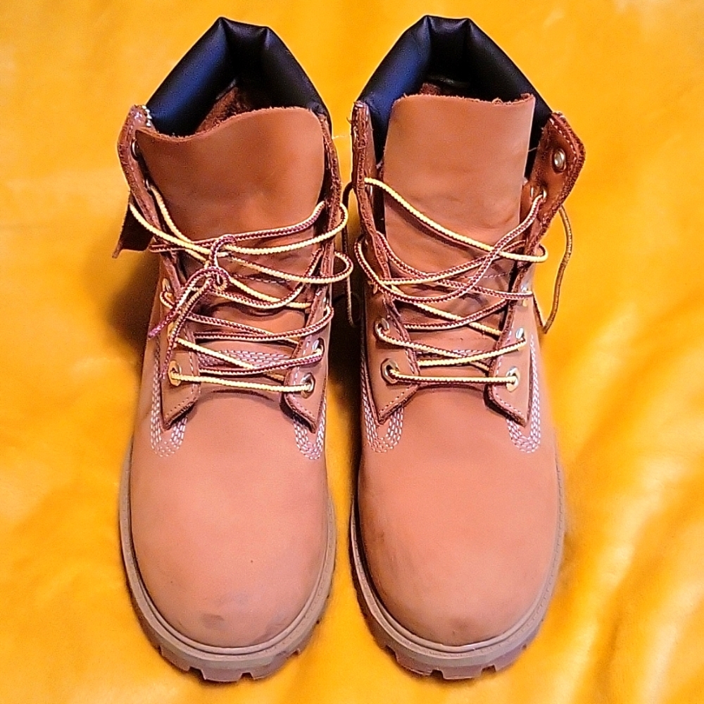 Timberland Camel Colored Boots Size 6M